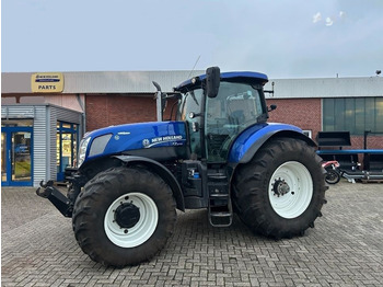 Трактор NEW HOLLAND T7.270