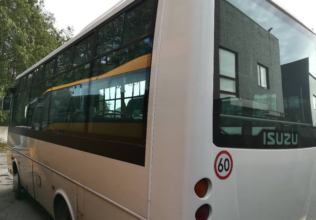 Градски автобус Isuzu Novo Citi: снимка 4