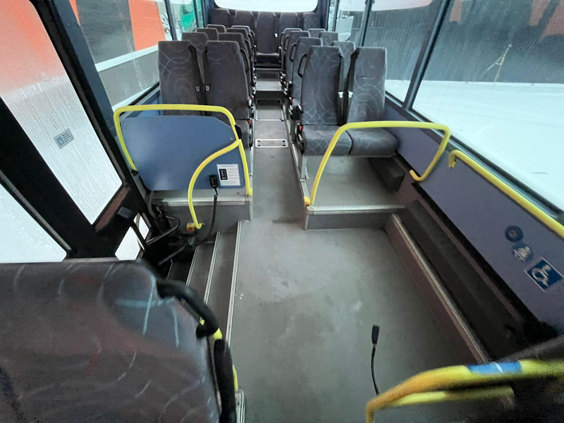Междуградски автобус Iveco CROSSWAY 8 PCS AVAILABLE / EURO EEV / 44 SEATS + 37 STANDING / AC / AUXILIARY HEATING: снимка 17