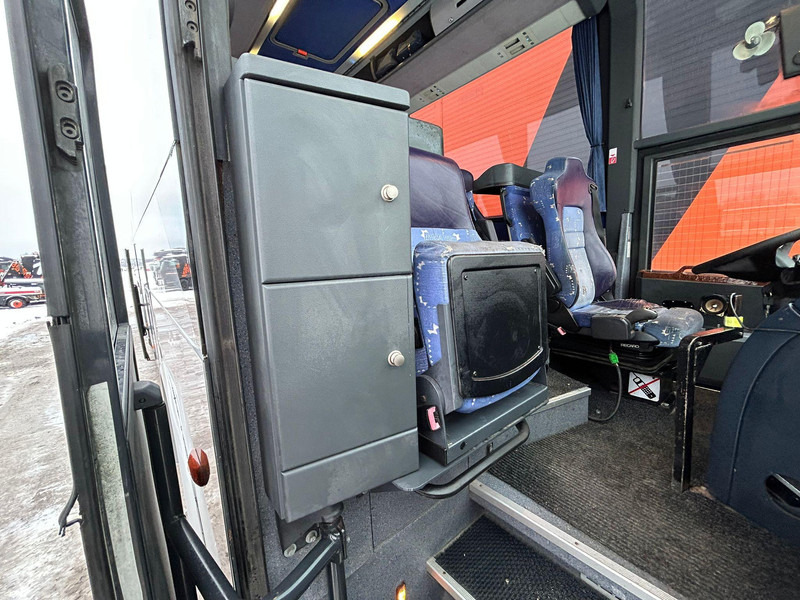 Туристически автобус Volvo B12B 9900 6x2 54 SEATS / AC / AUXILIARY HEATING / WC / DVD / CD: снимка 13