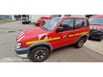 Jeep TERRANO - Лек автомобил