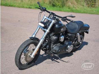Harley-Davidson FXDB Dyna Street Bob Motorcykel (76hk)  - Мотоциклет