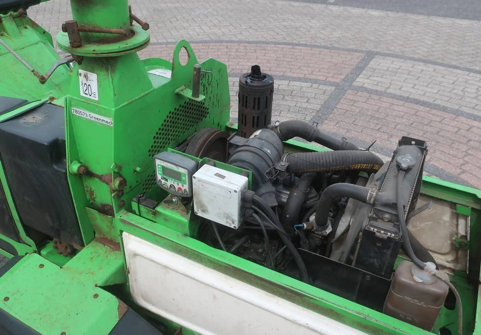 Лизинг на Greenmech Wood Chipper Diesel (engine issue)  Greenmech Wood Chipper Diesel (engine issue): снимка 11