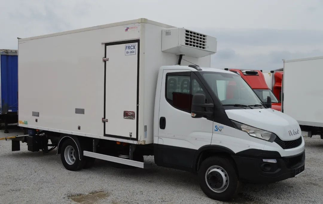 Рефрижератор камион IVECO DAILY 60C15 60-150 TWO-CHAMBER REFRIGERATOR CONTAINER ISOTHERM F: снимка 7