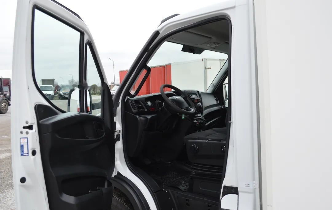 Рефрижератор камион IVECO DAILY 60C15 60-150 TWO-CHAMBER REFRIGERATOR CONTAINER ISOTHERM F: снимка 16