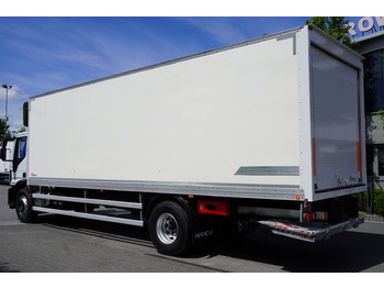 Камион фургон IVECO Eurocargo 190-320 E6 19 t / 21 pallets / tail lift: снимка 3