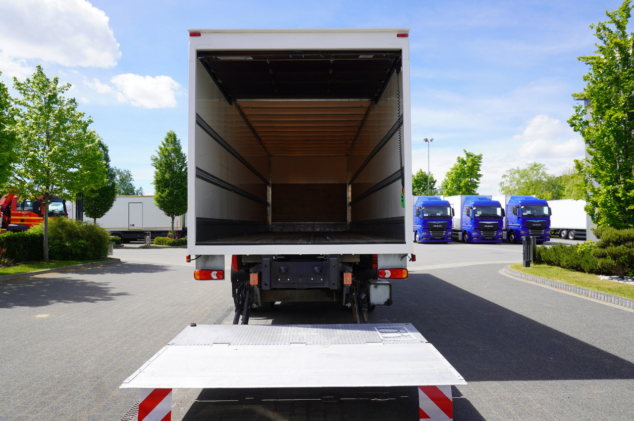 Камион фургон IVECO Eurocargo 190-320 E6 19 t / 21 pallets / tail lift: снимка 9