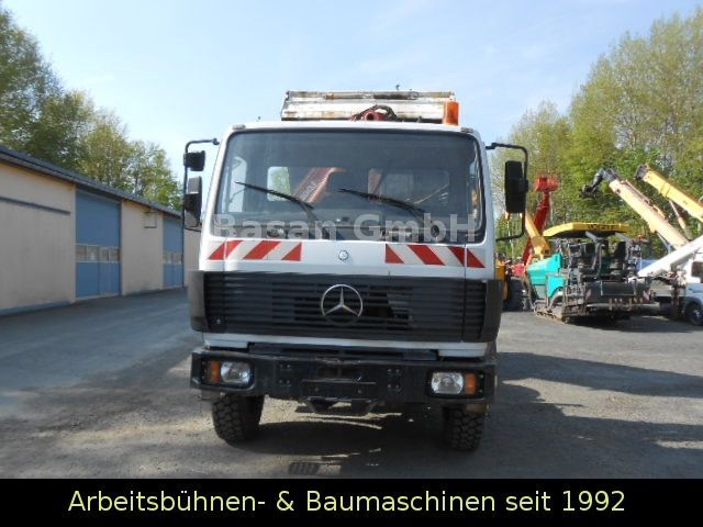 Самосвал камион, Камион с кран Mercedes-Benz 1717 AK Kipper Allrad mit Kran: снимка 25
