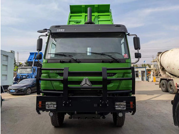 Самосвал камион SINOTRUK HOWO 6x4 drive tipper lorry China 10 wheeler dump truck with bumper: снимка 2