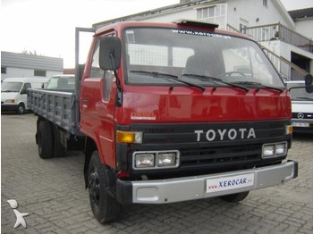 Toyota W95L-MDDT3 - Самосвал камион
