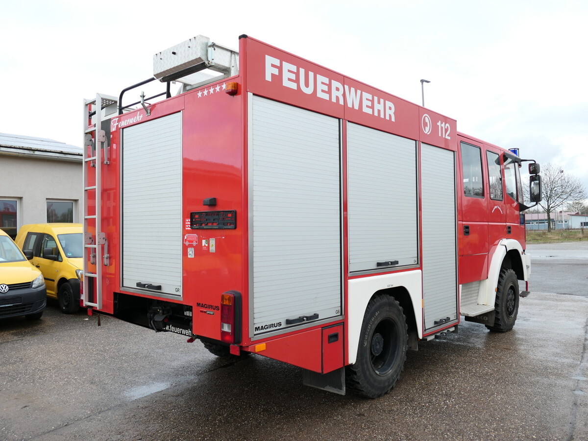Пожарна кола IVECO FF 95 E 18W LF 8/6 DoKa 4X4 SFZ FEUERWEHR Löschf: снимка 6
