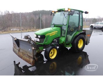  John-Deere 2520 Tractor with plow and spreader - Комунална/ Специална техника