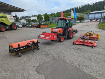 Kubota STV 40 mit Anbaugeräten - Трактор за комунални дейности