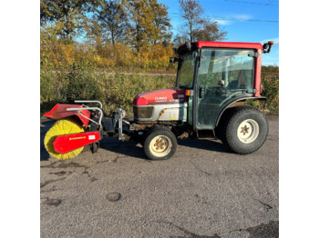 Yanmar EF235 - Трактор за комунални дейности