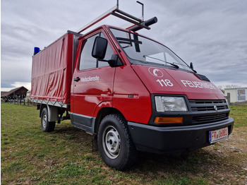 Renault nur 4200 km Feuerwehr Allrad  - Брезентов бус: снимка 1