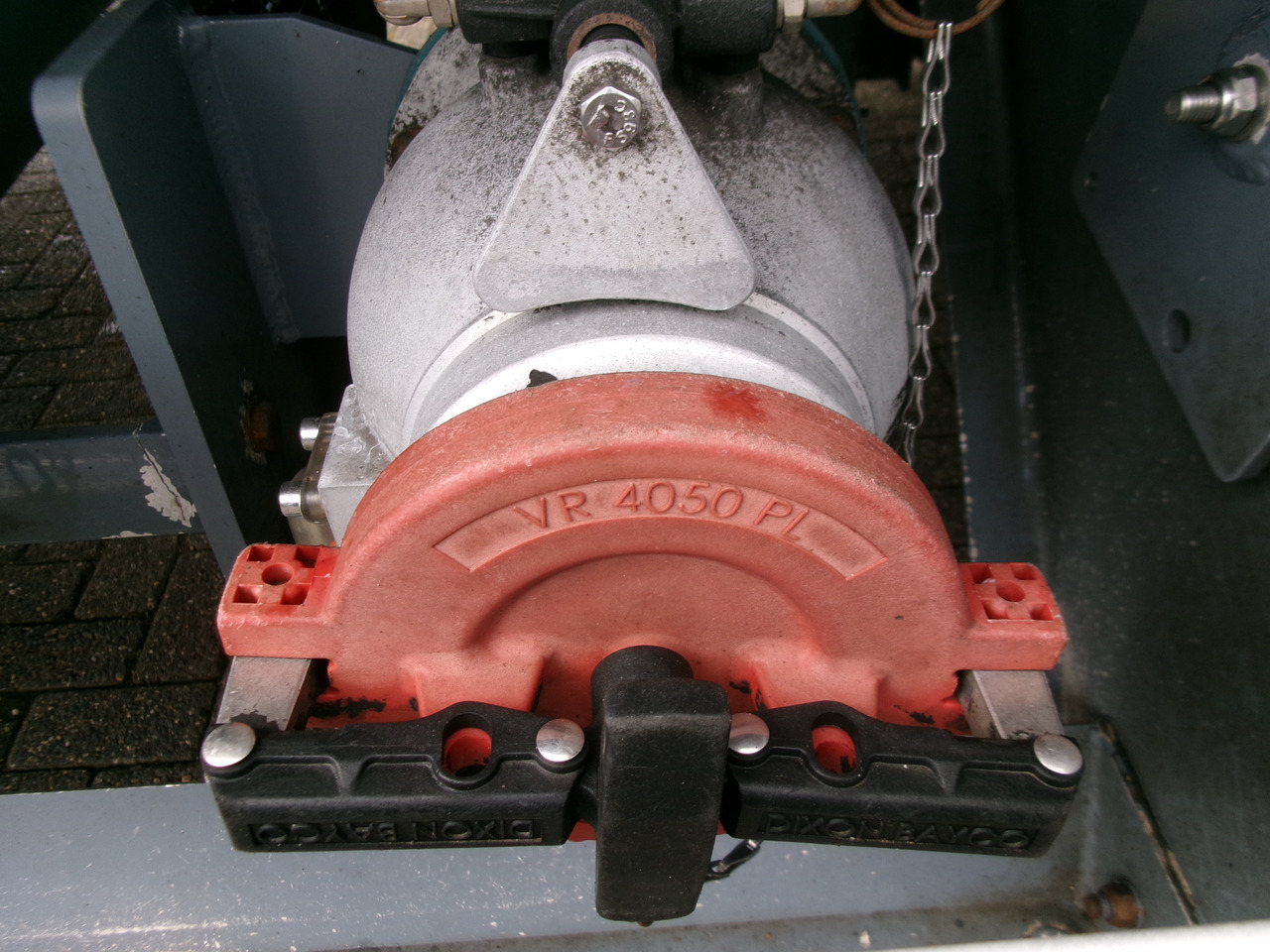 Лизинг на L.A.G. Fuel tank alu 44.5 m3 / 6 comp + pump L.A.G. Fuel tank alu 44.5 m3 / 6 comp + pump: снимка 12
