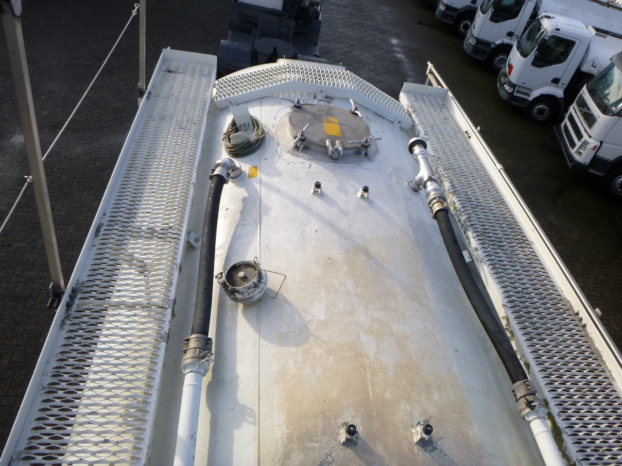 Полуремарке цистерна За превоз на брашно L.A.G. Powder tank alu 60.5 m3 (tipping): снимка 10