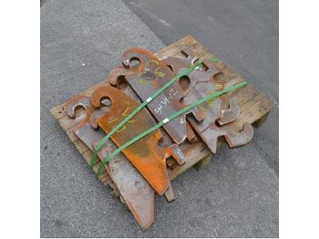  Unused Pallet of Bucket Ears to suit CW Verachtert - 5439-12 - Прикачен инвентар