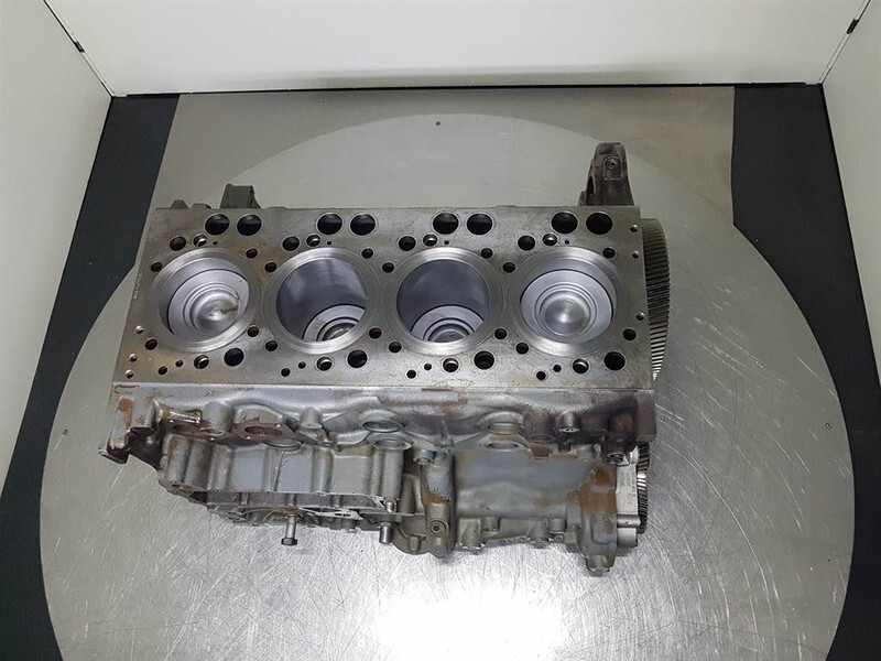 Двигател за Строителна техника Claas TORION1812-D934A6-Crankcase/Unterblock/Onderblok: снимка 10
