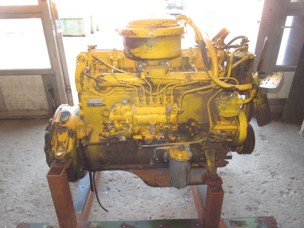 Двигател за Строителна техника Isuzu DA120 -: снимка 4
