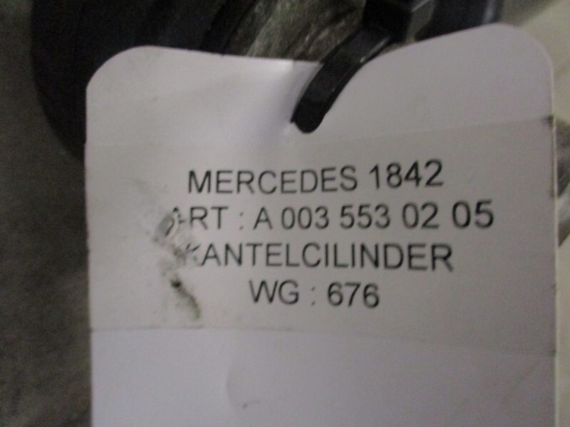 Кабина и интериор за Камион Mercedes-Benz ACTROS A 003 553 02 05 KANTEL CILINDER: снимка 2