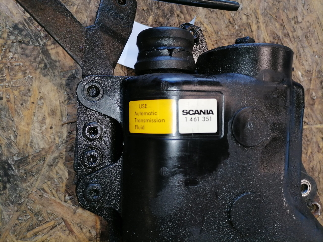 Кормилен маркуч за Камион Scania Scania steering oil tank 1461351: снимка 4