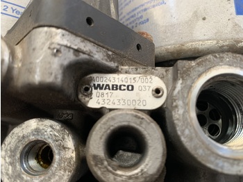Спирачен клапан за Камион TWO-CHAMBER DEHYDRATOR WITH HEATING: снимка 3