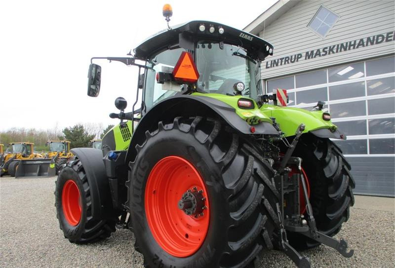 Трактор CLAAS AXION 870 CMATIC med frontlift og front PTO, GPS: снимка 13