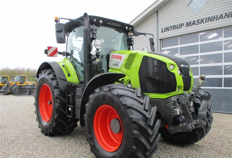 Трактор CLAAS AXION 870 CMATIC med frontlift og front PTO, GPS: снимка 21