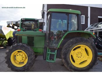 Селскостопански трактор JOHN DEERE 6100