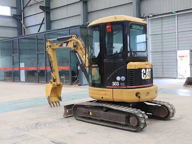 Мини багер CATERPILLAR mini excavator CAT 303C excavator with rubber track: снимка 2
