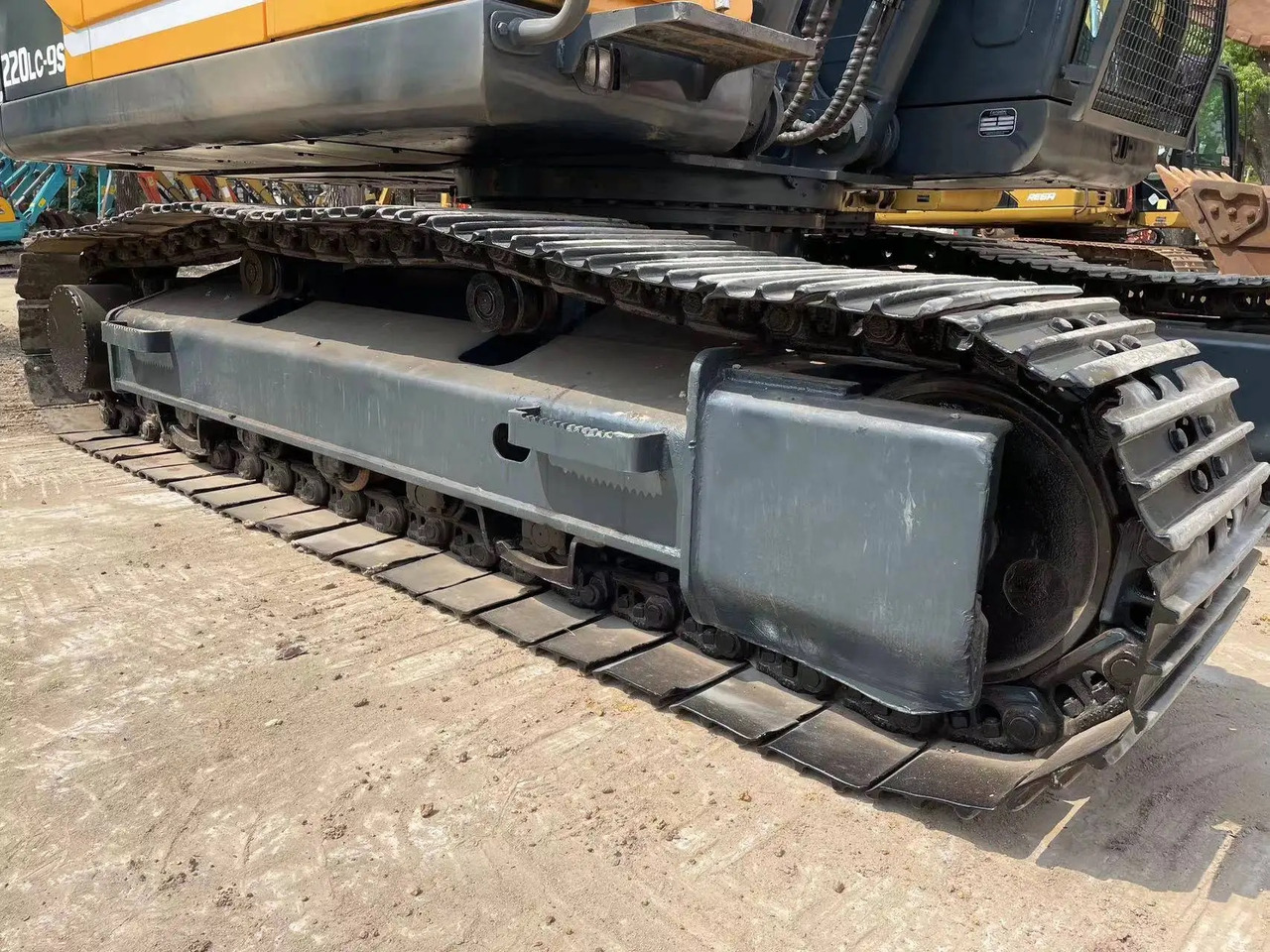Верижен багер HYUNDAI R220 -9S track excavator 22 tons Korean hydraulic digger: снимка 7