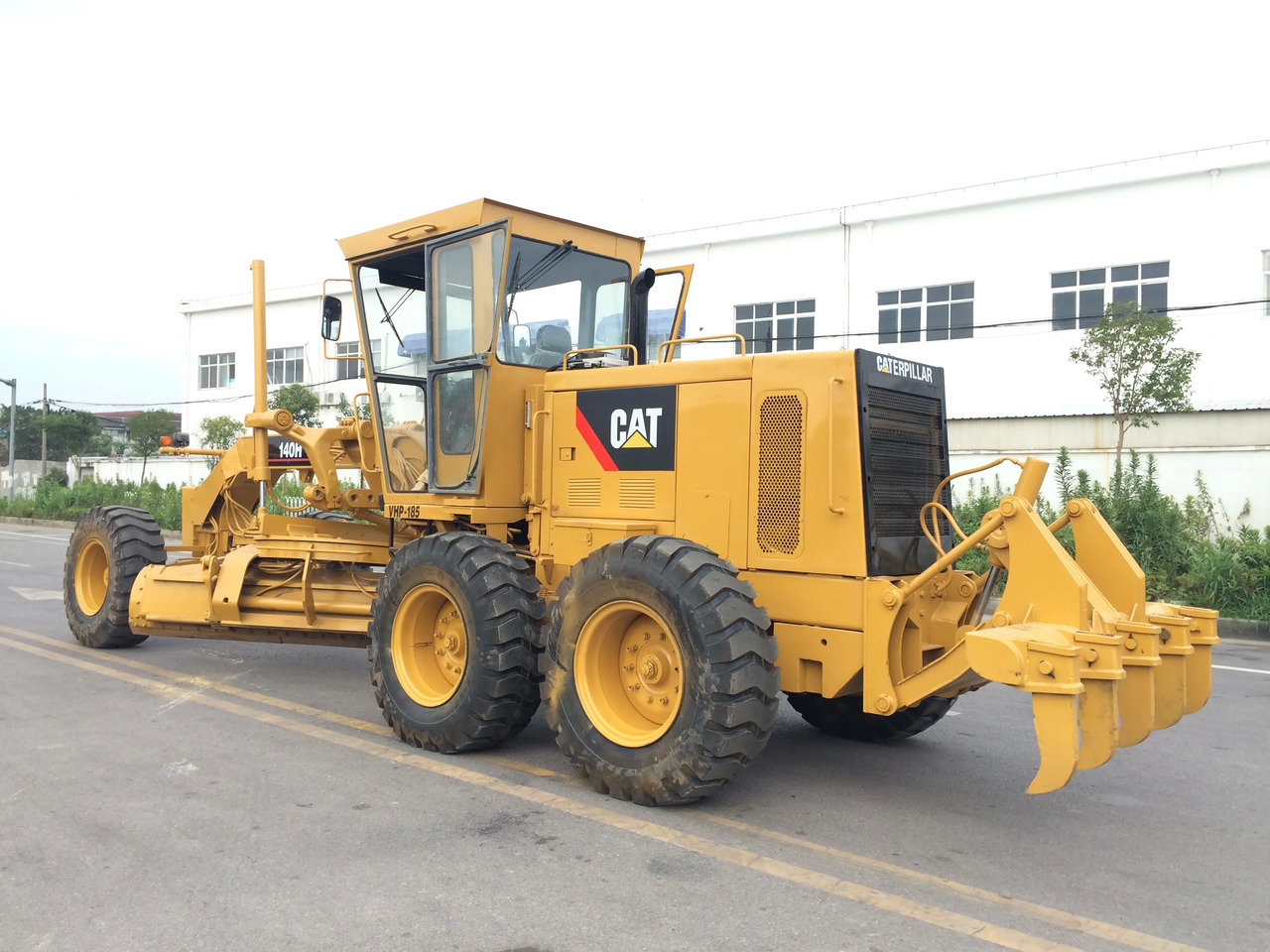 Грейдер Hot sale Used Cat 140H motor grader with good condition,USED heavy equipment used motor grader CAT 140H grader in China: снимка 4