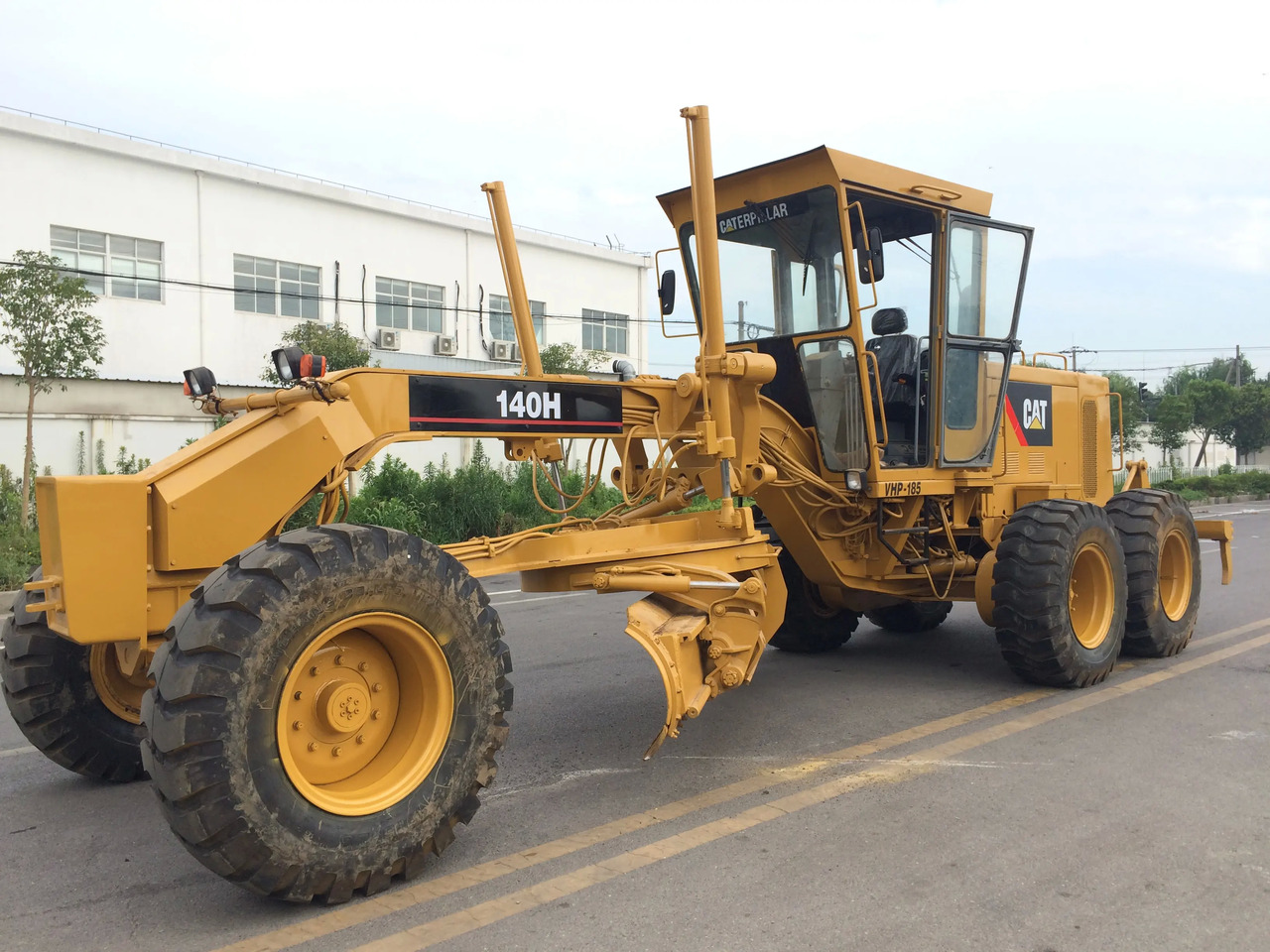 Грейдер Hot sale Used Cat 140H motor grader with good condition,USED heavy equipment used motor grader CAT 140H grader in China: снимка 3