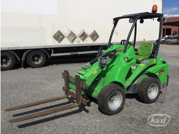  Avant 420 Compact Loader with telescopic boom and equipment - Мини челен товарач