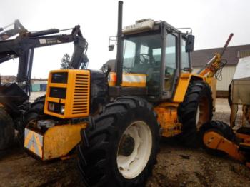 RENAULT TRACTEUR/DÉBROUSSAILLEUR - 145-14 - Строителна техника
