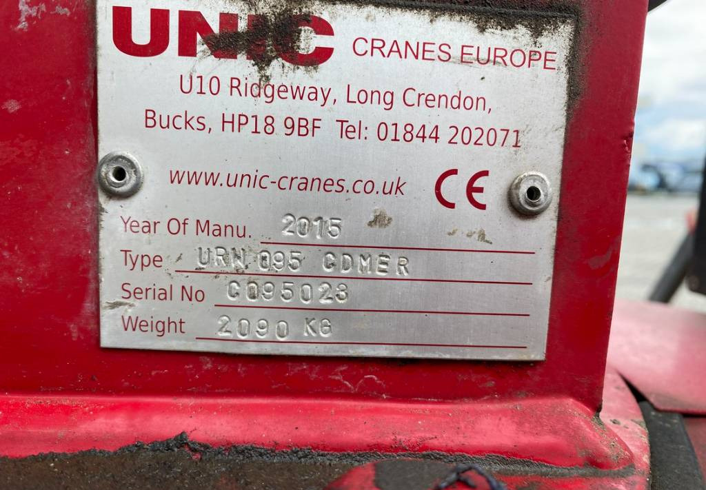 Мини кран Unic URW-095 CDMER Mini Tracked Crane 880cm 0.995T: снимка 9
