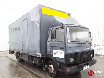 За превоз на животни камион IVECO Magirus