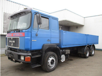 Бордови камион MAN 26.322