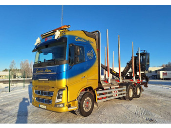 Камион за дърва VOLVO FH16