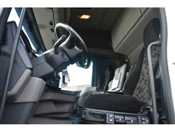 Влекач Scania R450 NGS 4x2 - RETARDER - 326 TKM - ACC - NAVI - PTO - GOOD CONDITION -: снимка 4