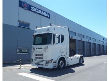 Влекач Scania S580