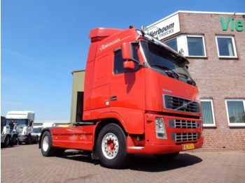 Влекач Volvo FH12-380 4X2 Globetrotter