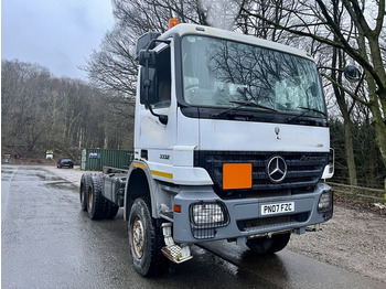 MERCEDES Actros 3332 6x6 Chassis cab - Шаси кабина: снимка 1