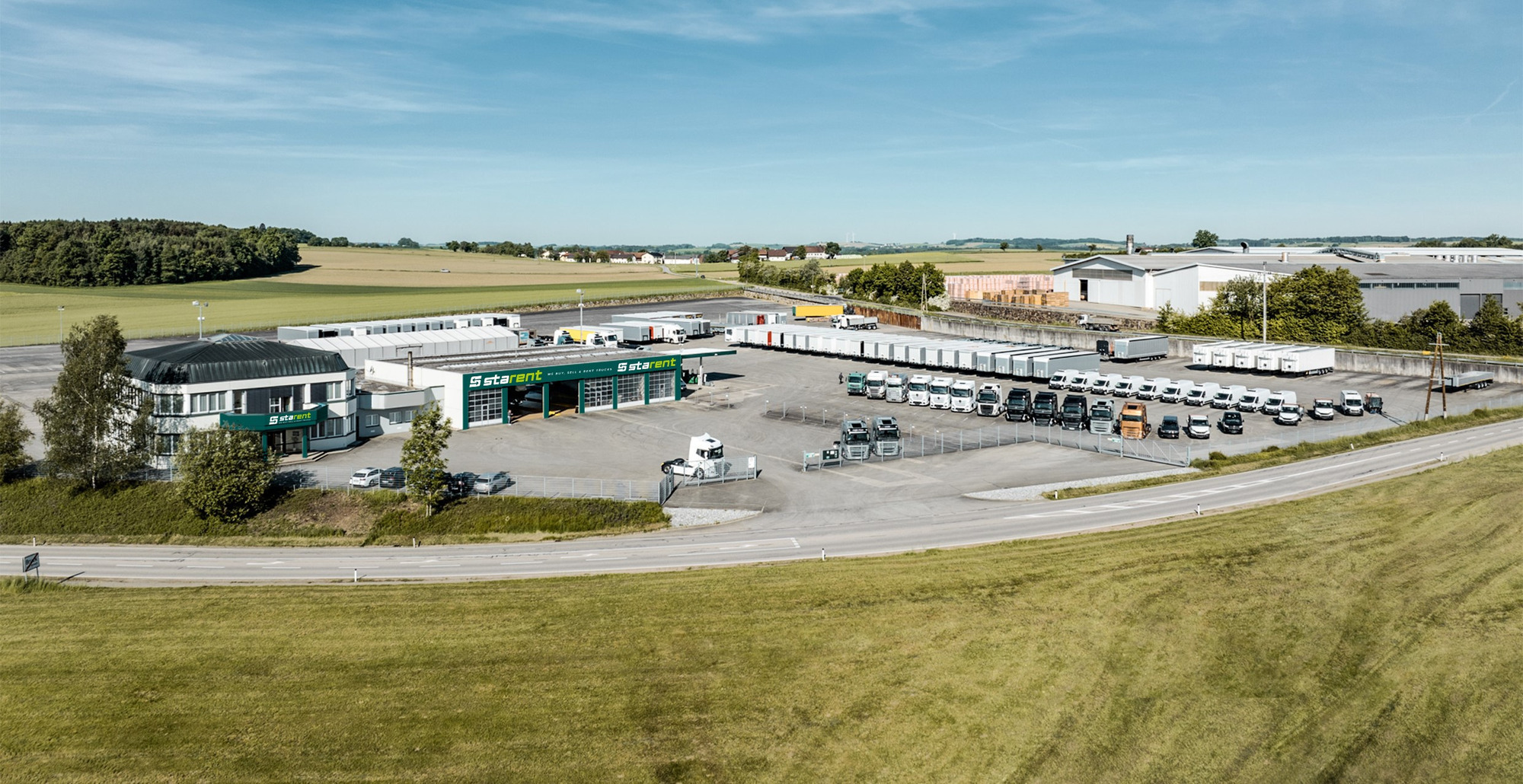 STARENT Truck & Trailer GmbH - Кемпери - Австрия undefined: снимка 1