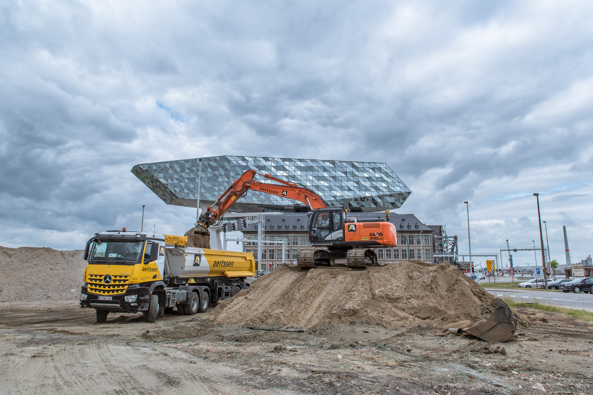 Aertssen Trading NV - Строителна техника DOOSAN DX530 - Нов undefined: снимка 3