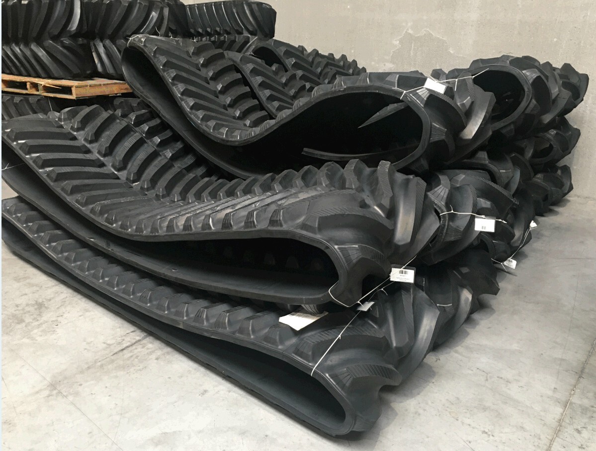 LEACH LEWIS RUBBER TRACKS LIMITED - Резервни части CASE undefined: снимка 4