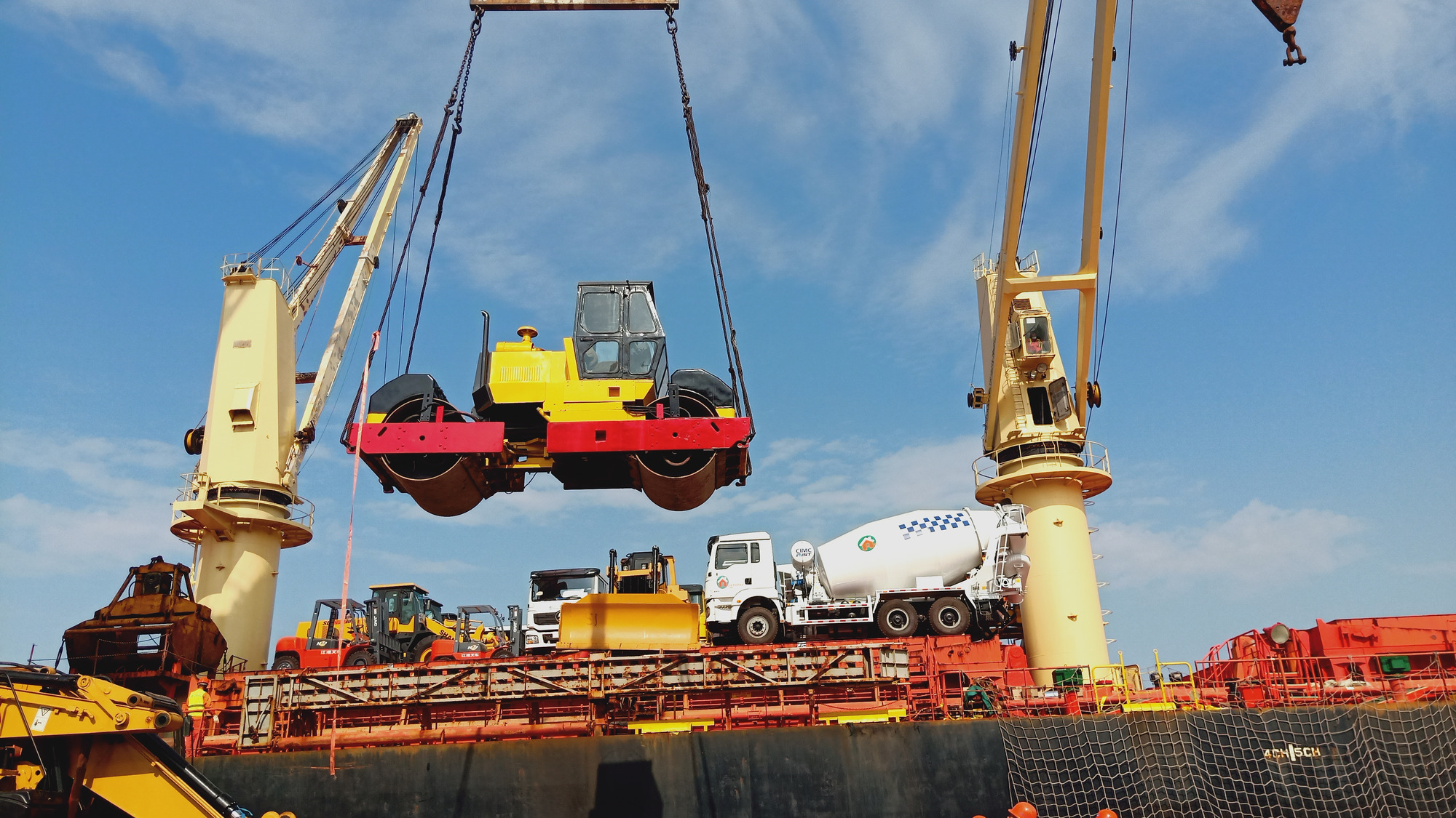 Toaks International Trading Company - Строителна техника ZOOMLION - Година: 2022, дизел, Климатик undefined: снимка 13