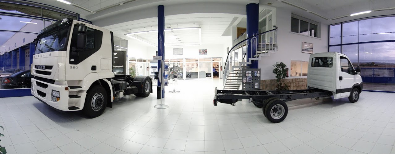 Talleres Fandos, S.L. - Влекачи RENAULT T 520 undefined: снимка 3