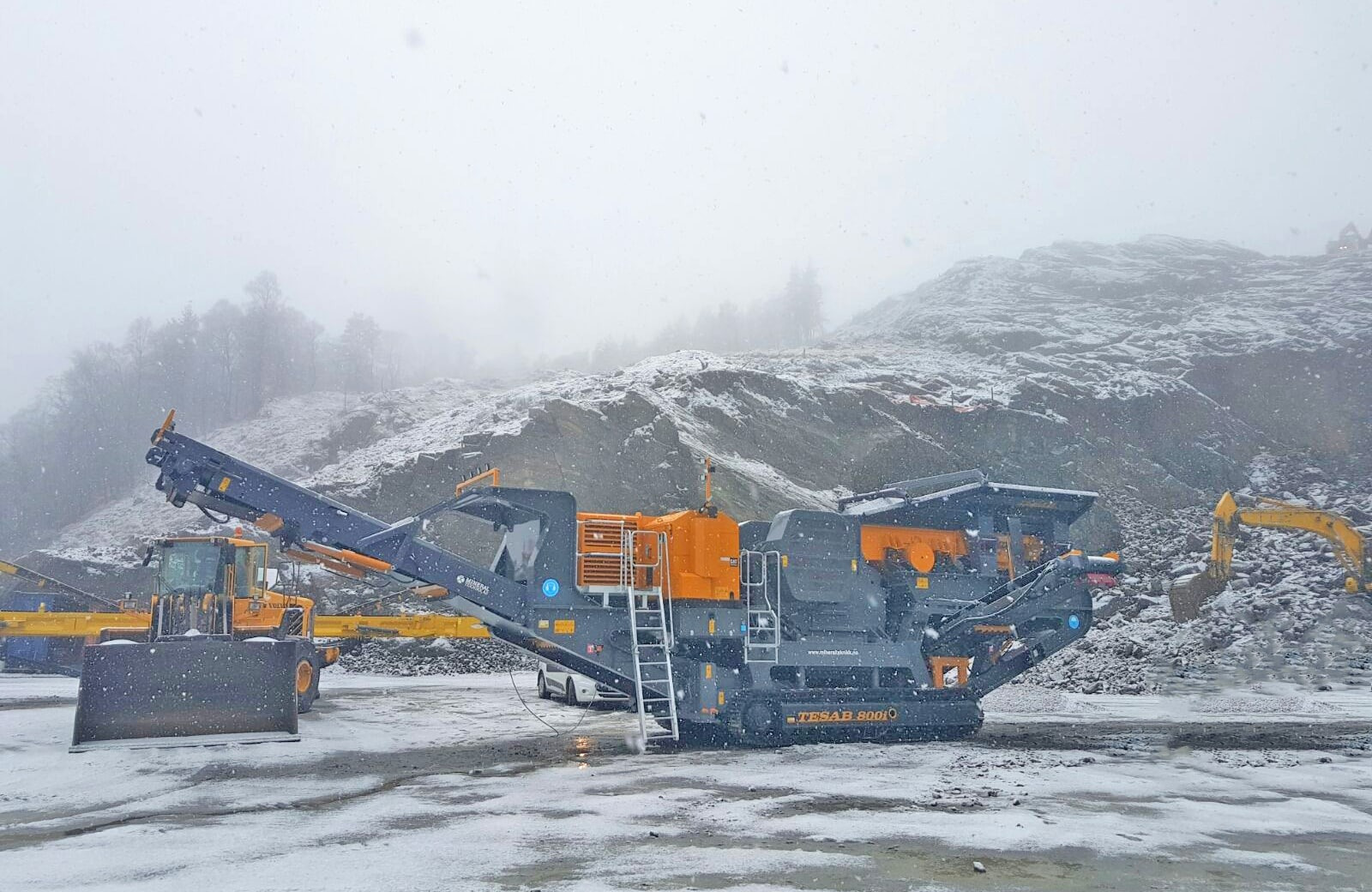TUIJTEL MACHINERY B.V. - Влекачи undefined: снимка 1